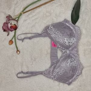 NWOT La Senza Beyond Sexy Deep Plunge Lilac Push Up Bra 32B
